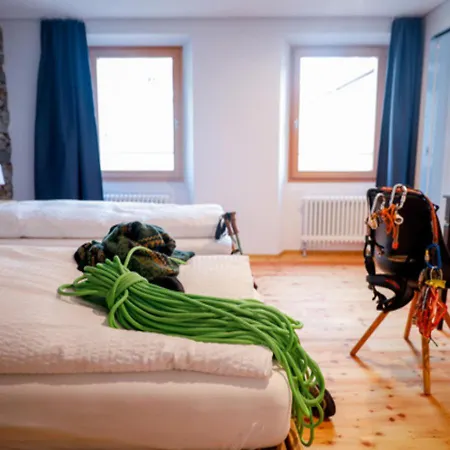 Bed&bike Tremola San Gottardo 3*