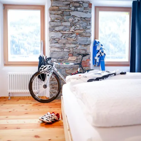 Bed&bike Tremola San Gottardo Hotel Airolo